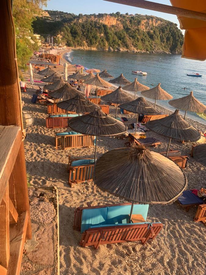 Hotel Potami Beach - Mondi Goro Himare Exterior photo